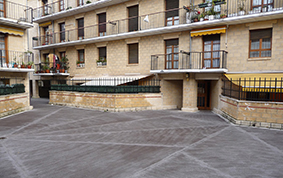 Burdiñate Plaza. Bergara