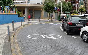 Asfalto galdatu inprimatua. Donostiako Eskalantegi kalea