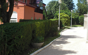 Reparación y renovación de pavimentos, baldosa y grava. Grupo Alai Alde