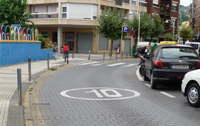 Asfalto fundido. Calle Eskalantegi. Pasaia