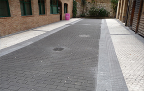 Asfalto fundido impreso. Calle Huerta. Donostia