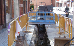 Canalización de agua en Calle Ametzagaña