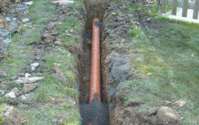 Canalización de saneamiento en Piscinas Etxadi