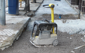 Pavimentación con baldosa en  José María Salaberria